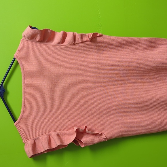 Coral frill sleeve shirt ❤️ - Picture 4 of 4